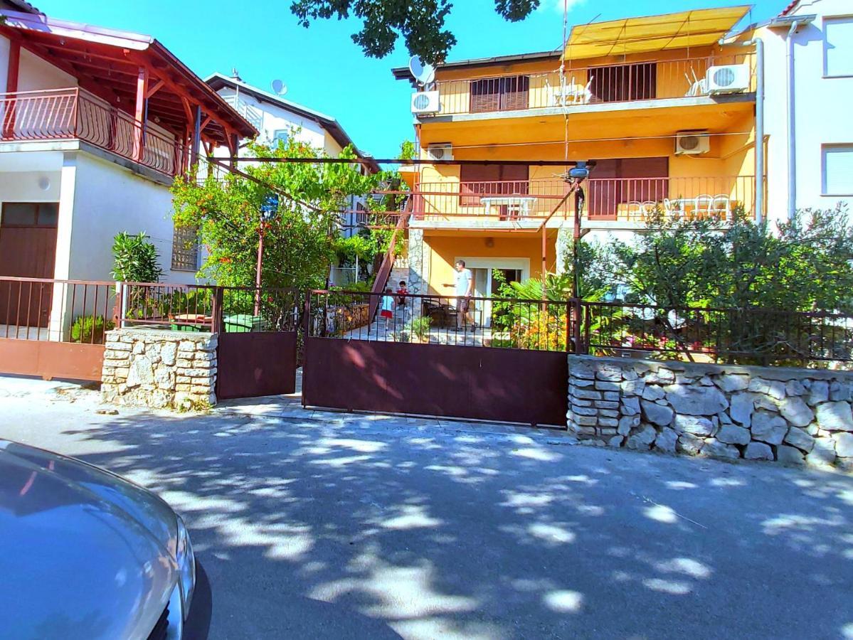 Apartman Arija-Pino Vodice Luaran gambar