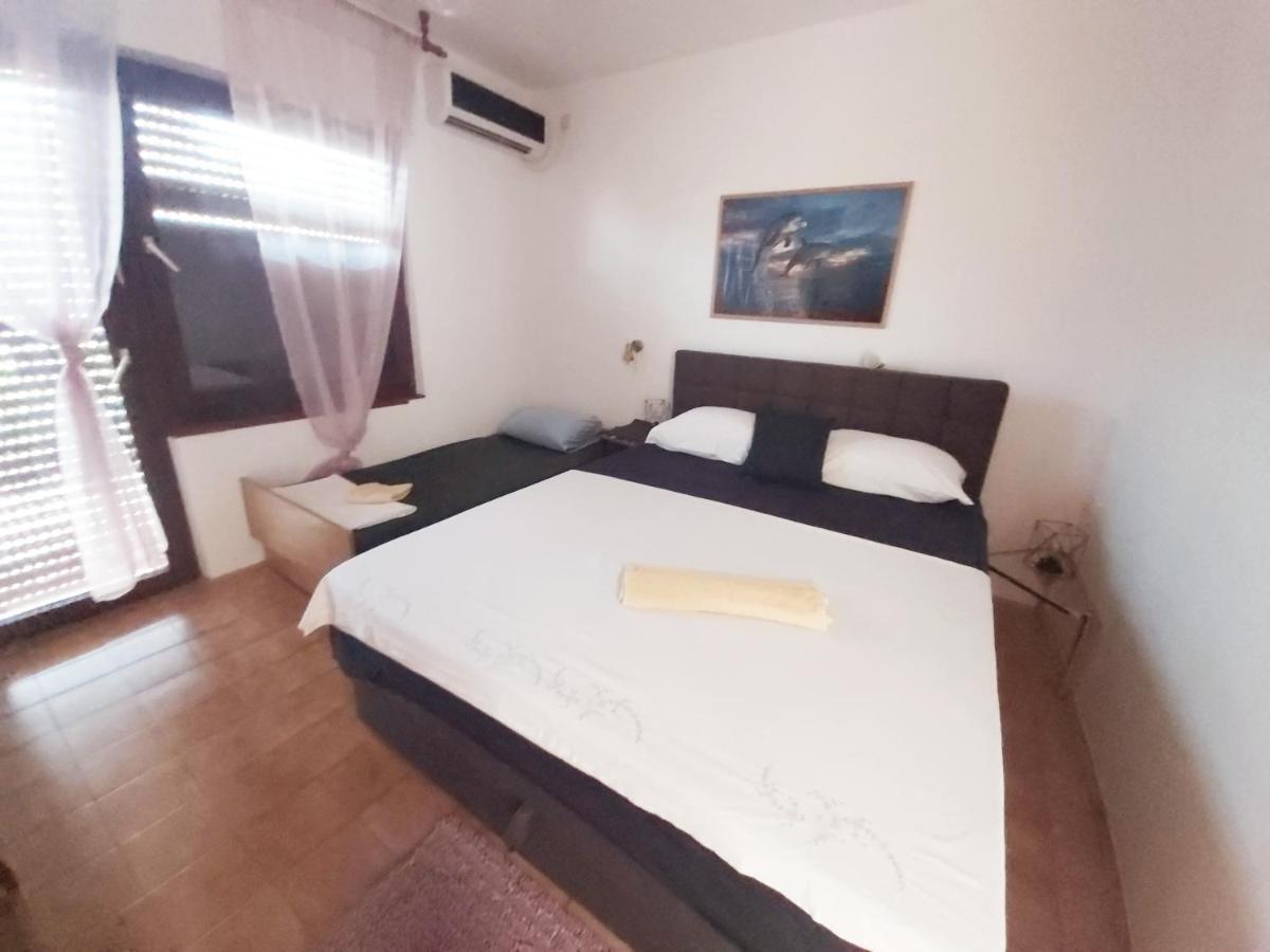 Apartman Arija-Pino Vodice Bilik gambar
