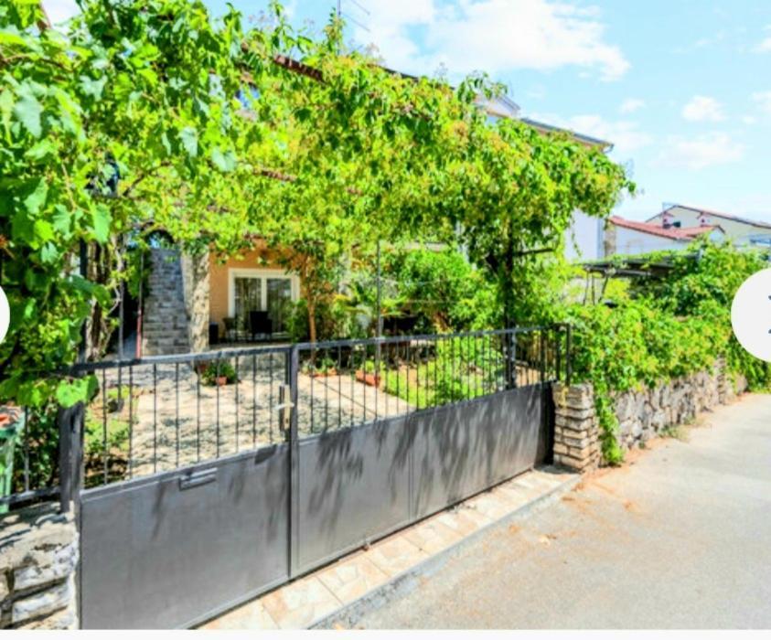 Apartman Arija-Pino Vodice Luaran gambar